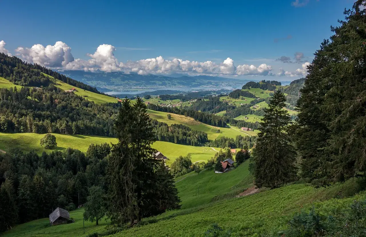 Zürichsee vor Alpenpanorama – Auswandern nach die Schweiz