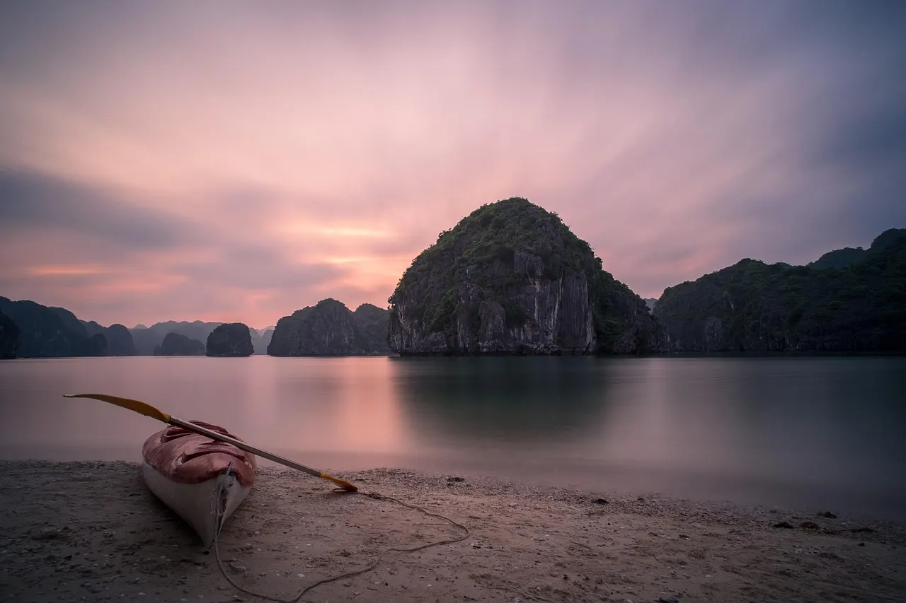 Halong-Bucht in Vietnam – Auswandern nach Vietnam