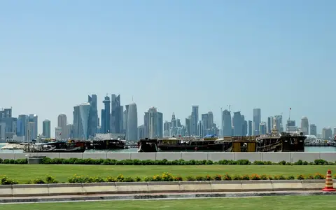 Skyline von Doha – Auswandern nach Katar