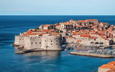 Altstadt von Dubrovnik am Meer – Auswandern nach Kroatien